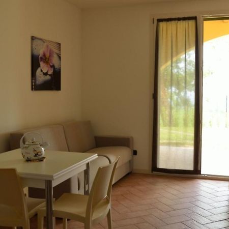 Moniga del Garda Residence Karina المظهر الخارجي الصورة