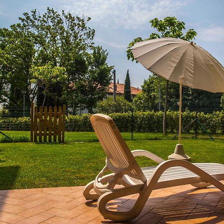 Moniga del Garda Residence Karina المظهر الخارجي الصورة