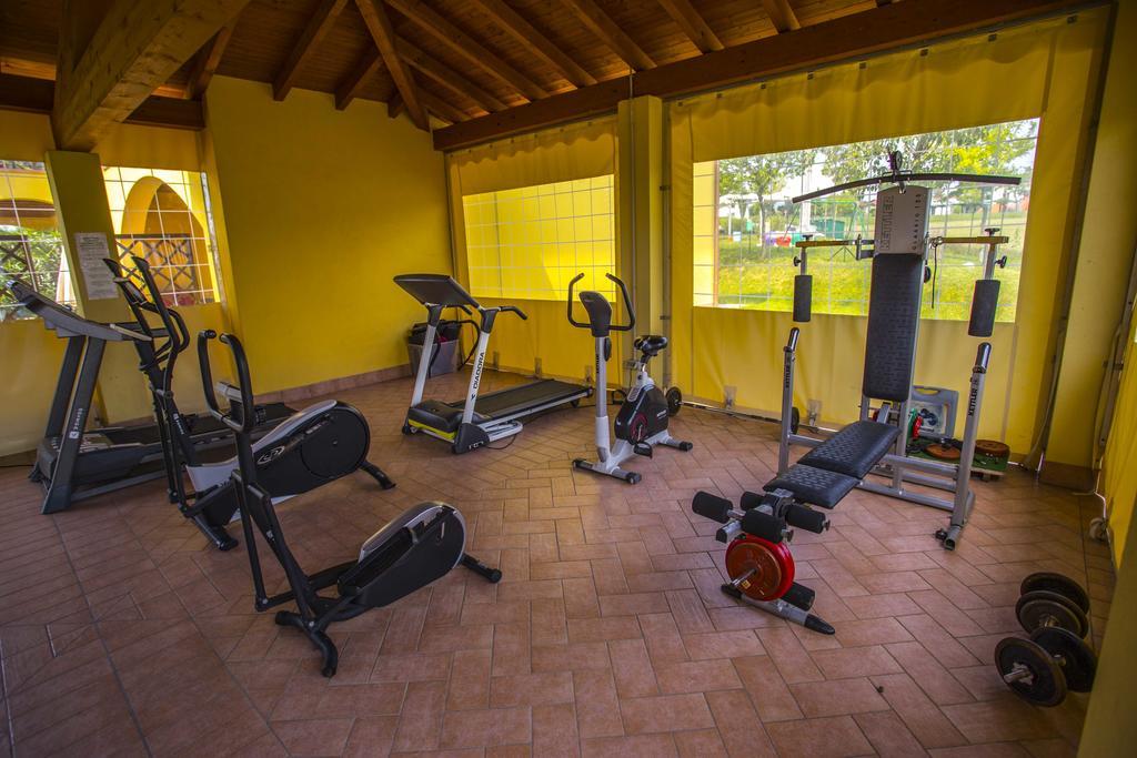 Moniga del Garda Residence Karina المظهر الخارجي الصورة