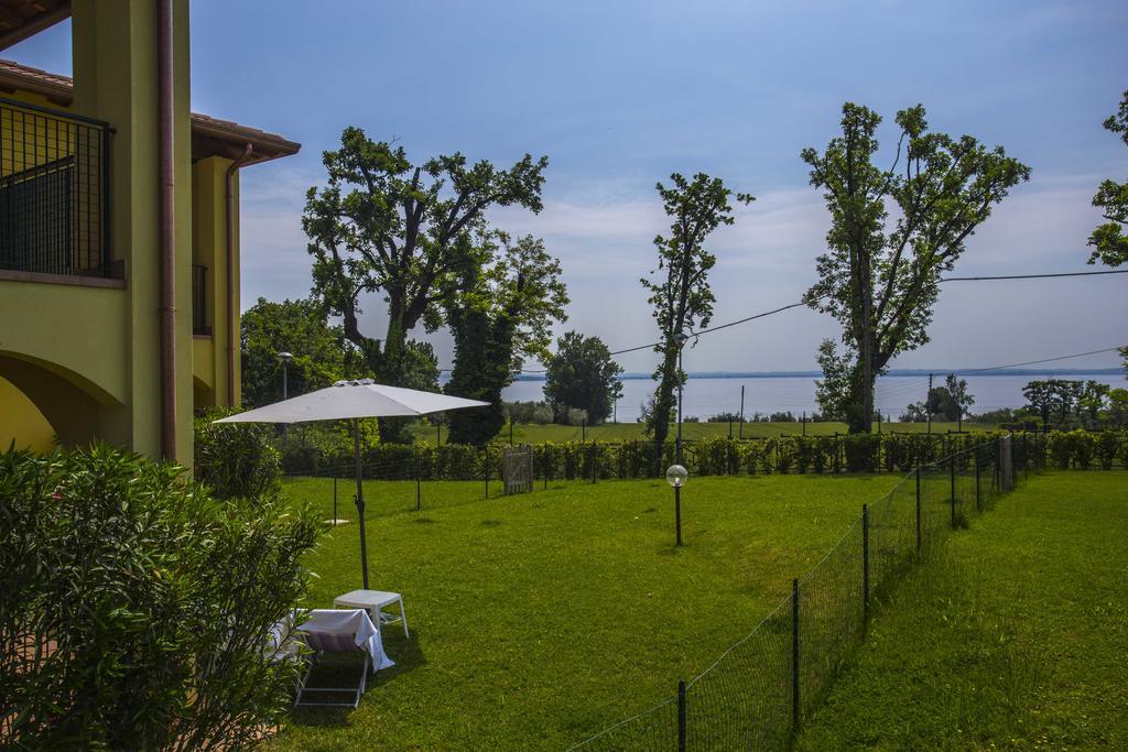 Moniga del Garda Residence Karina المظهر الخارجي الصورة