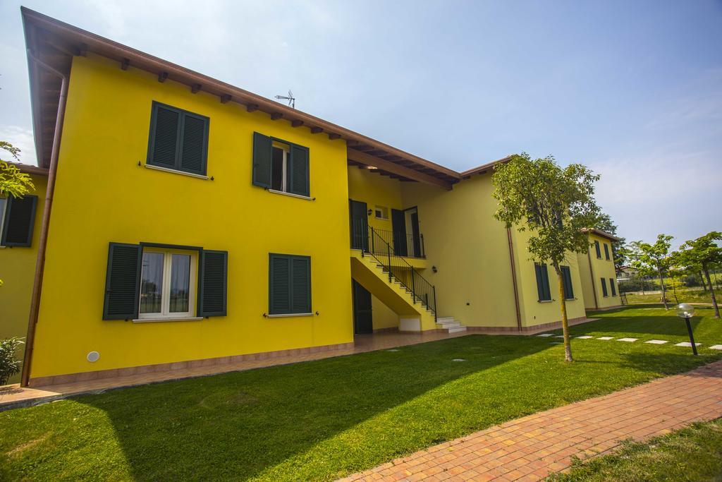 Moniga del Garda Residence Karina المظهر الخارجي الصورة