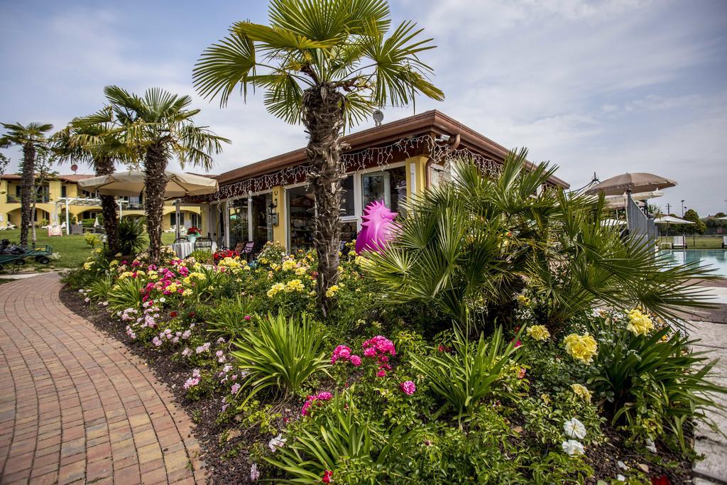Moniga del Garda Residence Karina المظهر الخارجي الصورة