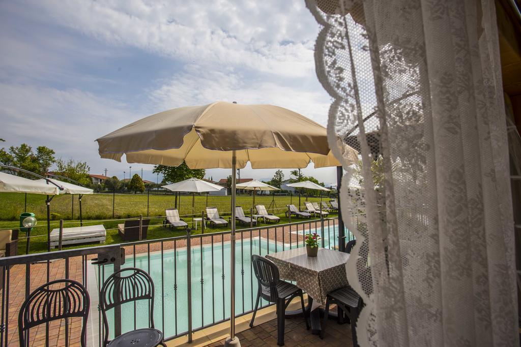 Moniga del Garda Residence Karina المظهر الخارجي الصورة