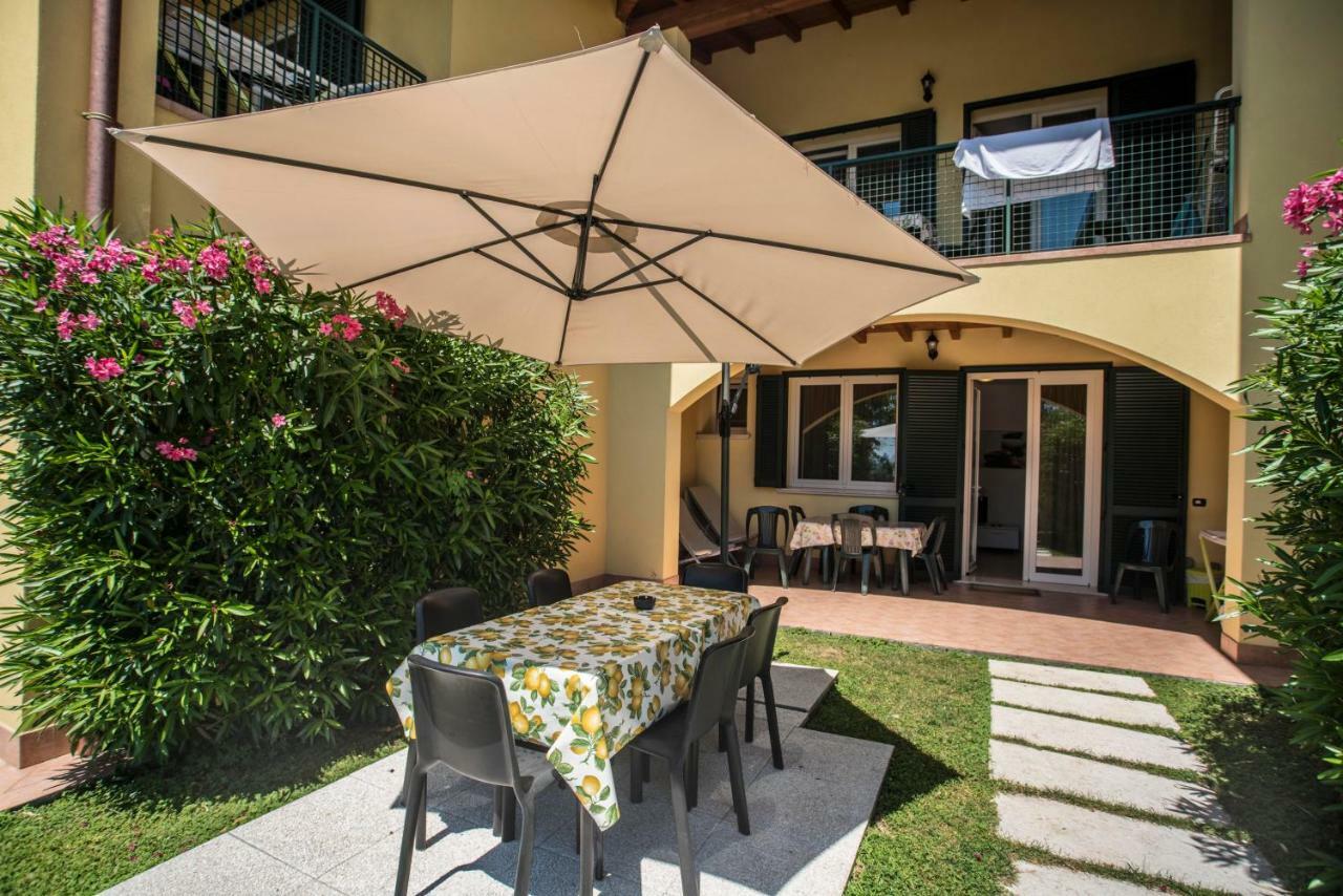 Moniga del Garda Residence Karina المظهر الخارجي الصورة